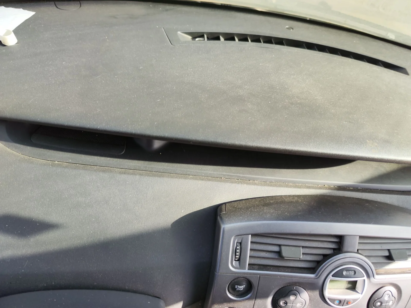 Foto de CALEFACCION ENTERA NORMAL RENAULT SCENIC II (JM) 1.5 dCi Diesel (106 CV / 78 KW)