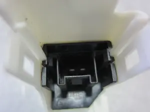 Foto de MOTOR ELEVALUNAS TRASERO IZQUIERDO PORSCHE CAYENNE (TIPO 92A) referencia 8K0959812A foto 4