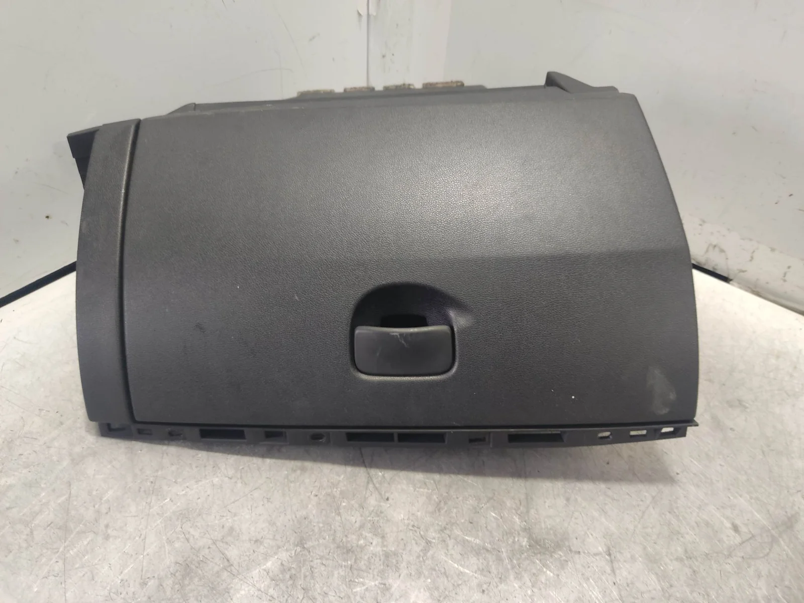 Foto de GUANTERA RENAULT CLIO III 1.5 dCi Diesel CAT (86 CV / 63 KW) referencia 8200475689