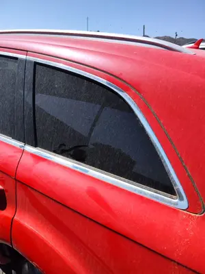 Foto de LUNA CUSTODIA TRASERA IZQUIERDA AUDI Q7 (4L) 3.0 V6 24V TDI (233 CV / 171 KW)