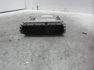 Foto de CENTRALITA MOTOR UCE BMW SERIE 3 COMPACTO (E46) M47N204D4 referencia 0281010565 foto 2