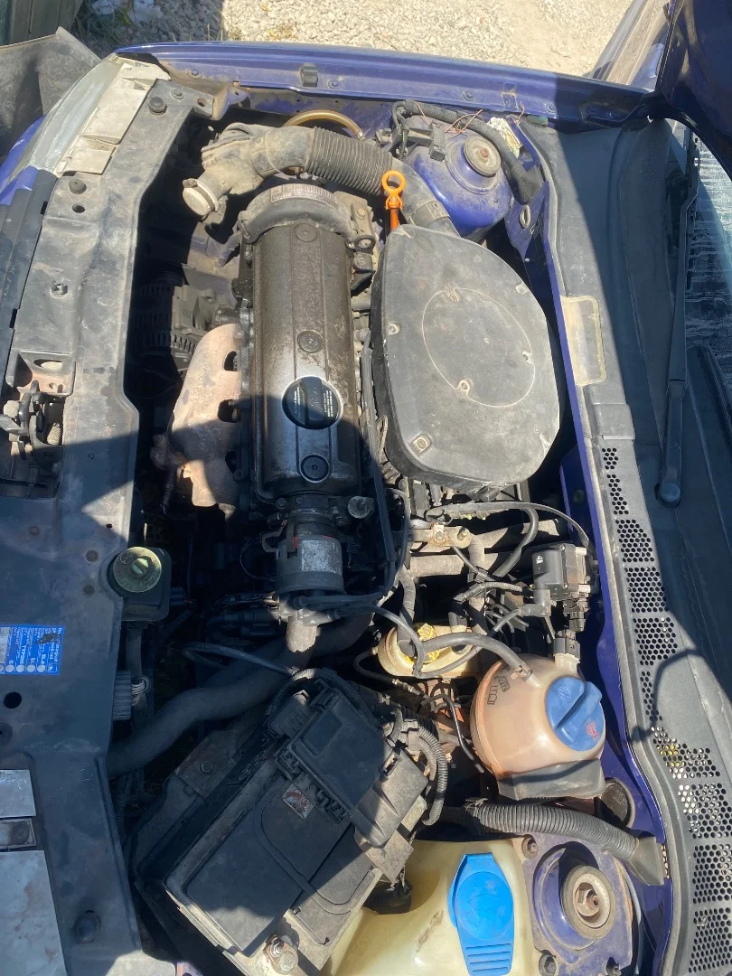 Foto de MOTOR COMPLETO VOLKSWAGEN POLO III (6N1) 1.4 (60 CV / 44 KW)