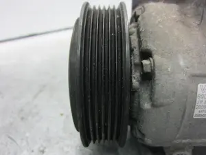 Foto de COMPRESOR AIRE ACONDICIONADO SEAT IBIZA (6L1) 1.9 TDI (101 CV / 74 KW) referencia 6Q0820808G foto 3