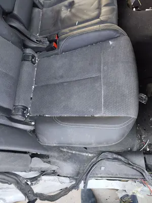 Foto de ASIENTOS TRASEROS AUDI Q5 FYG Híbrido 220 kW (2.0 Ltr. - 195 kW TFSI) (299 CV / 220 KW) referencia 80A883107B foto 3