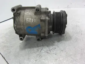 Foto de COMPRESOR AIRE ACONDICIONADO FORD FOCUS BERLINA (CAK) 1.8 TDCi CAT (101 CV / 74 KW) foto 5