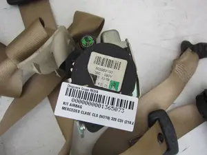Foto de KIT AIRBAG MERCEDES-BENZ CLS (BM 219) 3.0 CDI CAT (224 CV / 165 KW) referencia A1714640518 foto 16