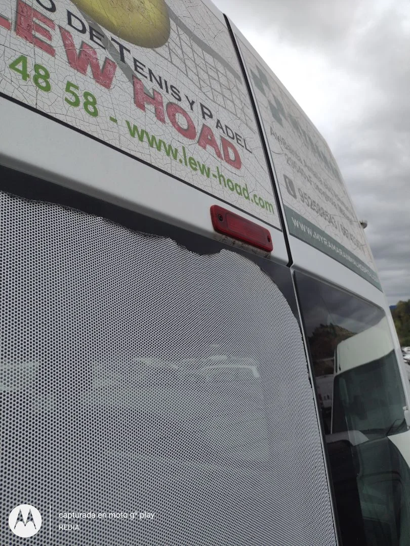 Foto de LUZ CENTRAL DE FRENO FORD TRANSIT COMBI (TT9) 2.4 TDCi CAT (116 CV / 85 KW)