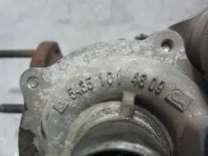 Foto de TURBOCOMPRESOR SUZUKI SWIFT BERLINA (RS/MZ) 1.3 DDiS Diesel CAT (69 CV / 51 KW) referencia 54351014809 foto 2