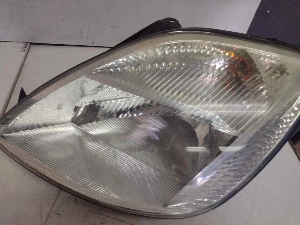 Foto de FARO IZQUIERDO FORD FIESTA (CBK) referencia 2S6X13W030AJ