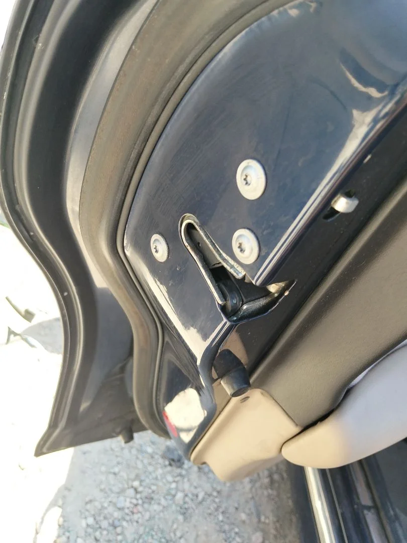 Foto de CERRADURA PUERTA TRASERA IZQUIERDA MG ROVER ROVER 75 (RJ) 2.0 16V CDT (116 CV / 85 KW) referencia FQM000080