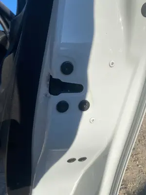 Foto de CERRADURA PUERTA DELANTERA DERECHA SMART FORFOUR