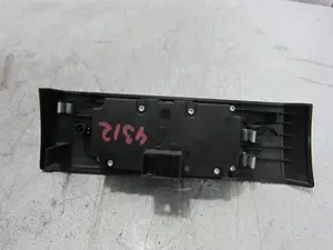 Foto de MANDO MULTIFUNCION BMW SERIE 5 BERLINA (E60) 3.0 Turbodiesel CAT (231 CV / 170 KW) referencia 33291003 foto 4
