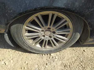Foto de PASO RUEDA TRASERO DERECHO MERCEDES-BENZ CLASE S (BM 220) BERLINA 5.0 V8 24V CAT (306 CV / 225 KW) referencia A2206903430
