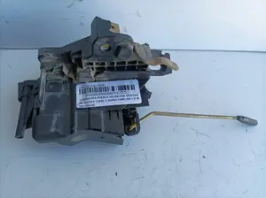 Foto de CERRADURA PUERTA DELANTERA DERECHA MERCEDES-BENZ CLASE C (BM 202) FAMILIAR referencia 2027204435