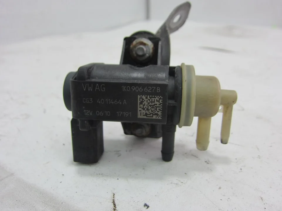 Foto de VALVULA AIRE ADICIONAL SEAT IBIZA BERLINA (6J5) referencia 1K0906627B