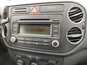 Foto de SISTEMA AUDIO / RADIO CD VOLKSWAGEN GOLF PLUS V (5M1) 1.9 TDI (105 CV / 77 KW)