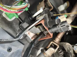 Foto de BOMBIN EMBRAGUE FORD TRANSIT CONNECT (TC7) 1.8 TDCi CAT (90 CV / 66 KW)