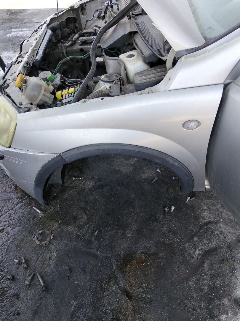 Foto de ALETA DELANTERA IZQUIERDA OPEL CORSA C 1.2 16V CAT (Z 12 XE / LW4) (75 CV / 55 KW)