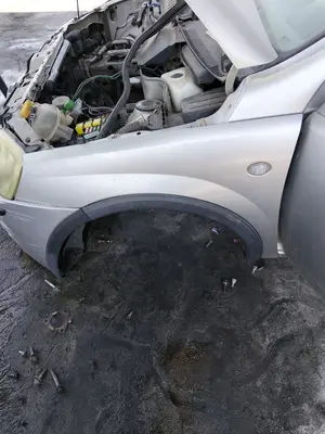 Foto de ALETA DELANTERA IZQUIERDA OPEL CORSA C 1.2 16V CAT (Z 12 XE / LW4) (75 CV / 55 KW)