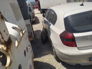Foto de TUBO ESCAPE TRASERO BMW SERIE 1 BERLINA (E81/E87) 2.0 16V Diesel CAT (122 CV / 90 KW)