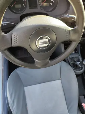 Foto de AIRBAG DELANTERO IZQUIERDO SEAT CORDOBA BERLINA (6L2) 1.4 16V (75 CV / 55 KW) referencia 6L0858560D FKZ
