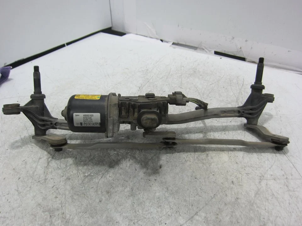 Foto de MOTOR LIMPIA DELANTERO CITROEN C-ELYSÉE 1.6 HDi FAP (92 CV / 68 KW) referencia 9675018280