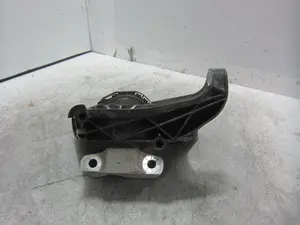 Foto de SOPORTE MOTOR DERECHO PEUGEOT 508 Híbrido 265 kW (1.6 Ltr. - 147 kW) (360 CV / 265 KW) referencia 9826499380 foto 4