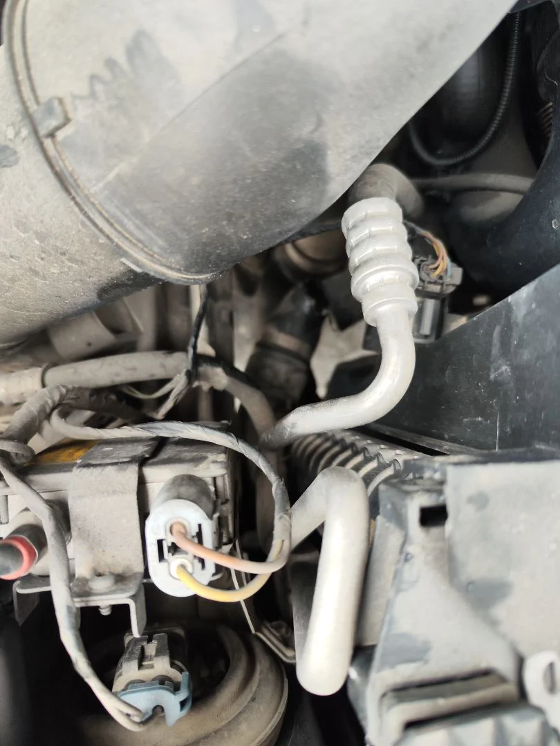 Foto de COMPRESOR AIRE ACONDICIONADO BMW SERIE 5 BERLINA (E39) 3.0 24V Turbodiesel CAT (193 CV / 142 KW)