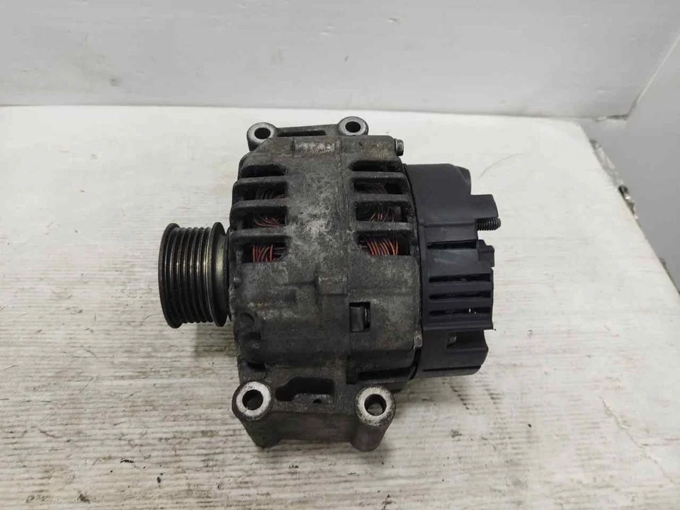 Foto de ALTERNADOR AUDI A4 AVANT (8E) referencia 06D903016A