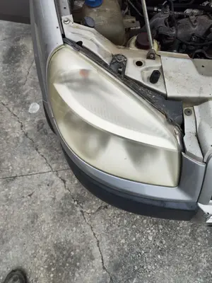 Foto de FARO DERECHO FIAT I DOBLÒ (119) 1.9 JTD CAT (105 CV / 77 KW) foto 2