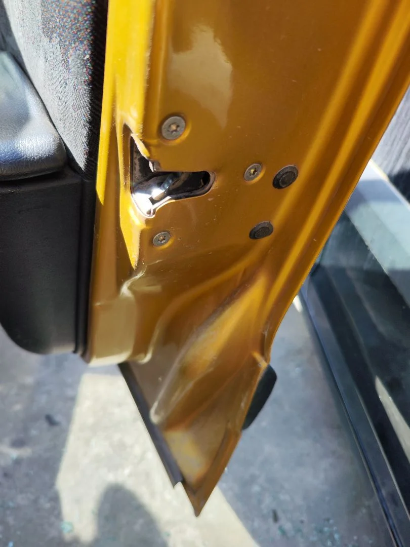 Foto de CERRADURA PUERTA DELANTERA DERECHA CITROEN XSARA COUPE referencia 9136J2