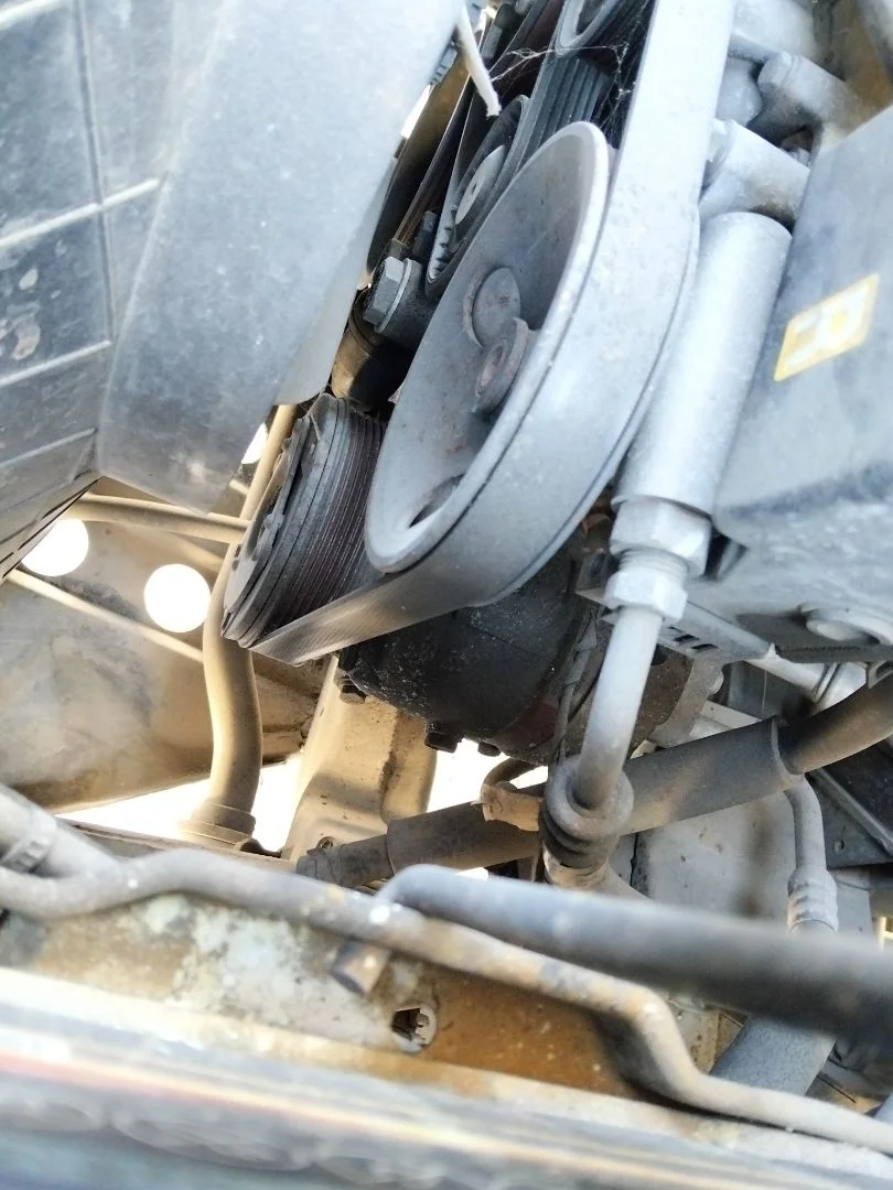 Foto de COMPRESOR AIRE ACONDICIONADO SSANGYONG REXTON 2.7 Turbodiesel CAT (160 CV / 118 KW)