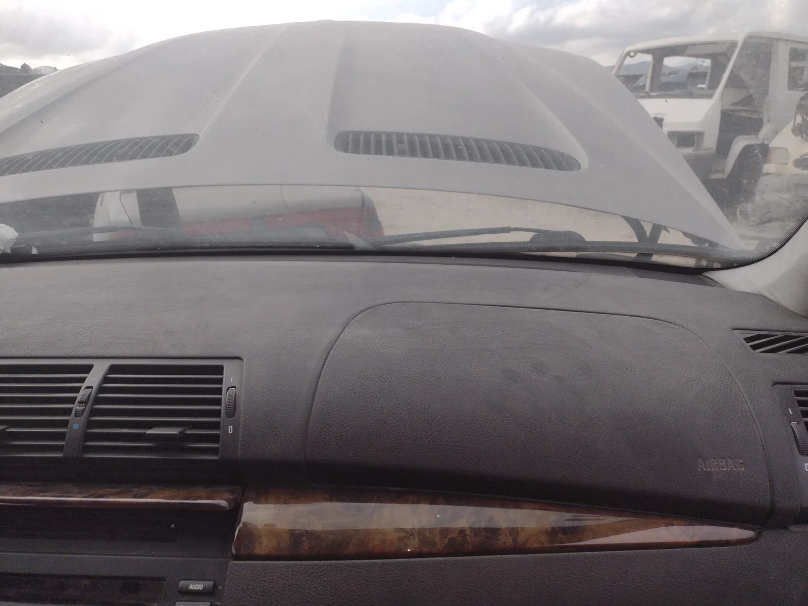 Foto de SALPICADERO BMW SERIE X5 (E53) 3.0 Turbodiesel CAT (218 CV / 160 KW)