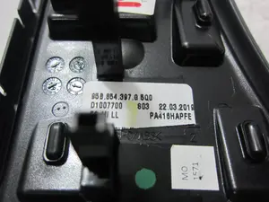 Foto de NO IDENTIFICADO PORSCHE MACAN (95BA) referencia 95B854397 foto 3