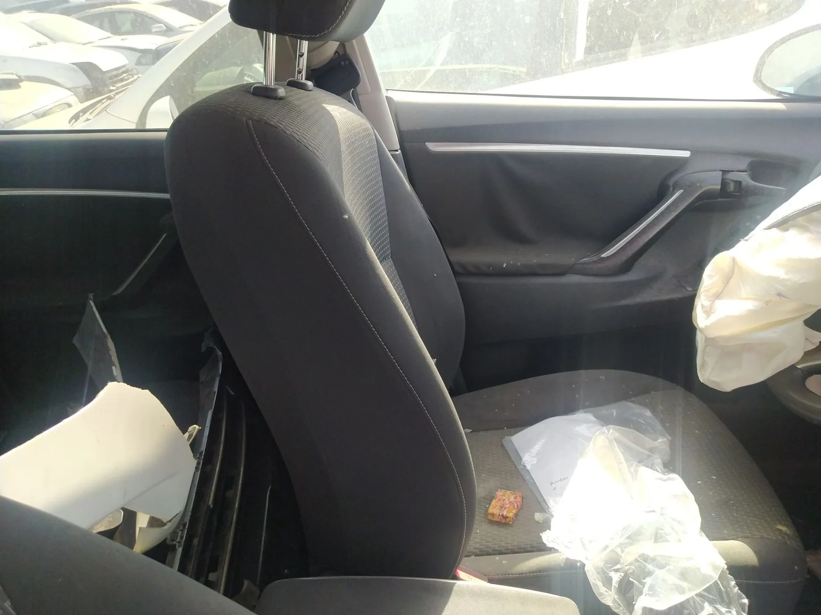 Foto de ASIENTO DELANTERO IZQUIERDO TOYOTA VERSO (AUR2/ZGR2) 1.6 D-4D CAT (112 CV / 82 KW)