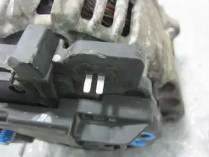 Foto de ALTERNADOR SEAT IBIZA (6K1) referencia 037903025M foto 8