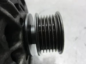 Foto de ALTERNADOR SEAT AROSA (6H1) 1.0 (50 CV / 37 KW) referencia 028903025H foto 6