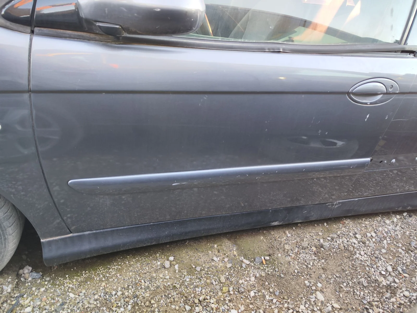 Foto de PUERTA DELANTERA IZQUIERDA CITROEN C5 BERLINA 2.0 HDi (109 CV / 80 KW) referencia 9002P1