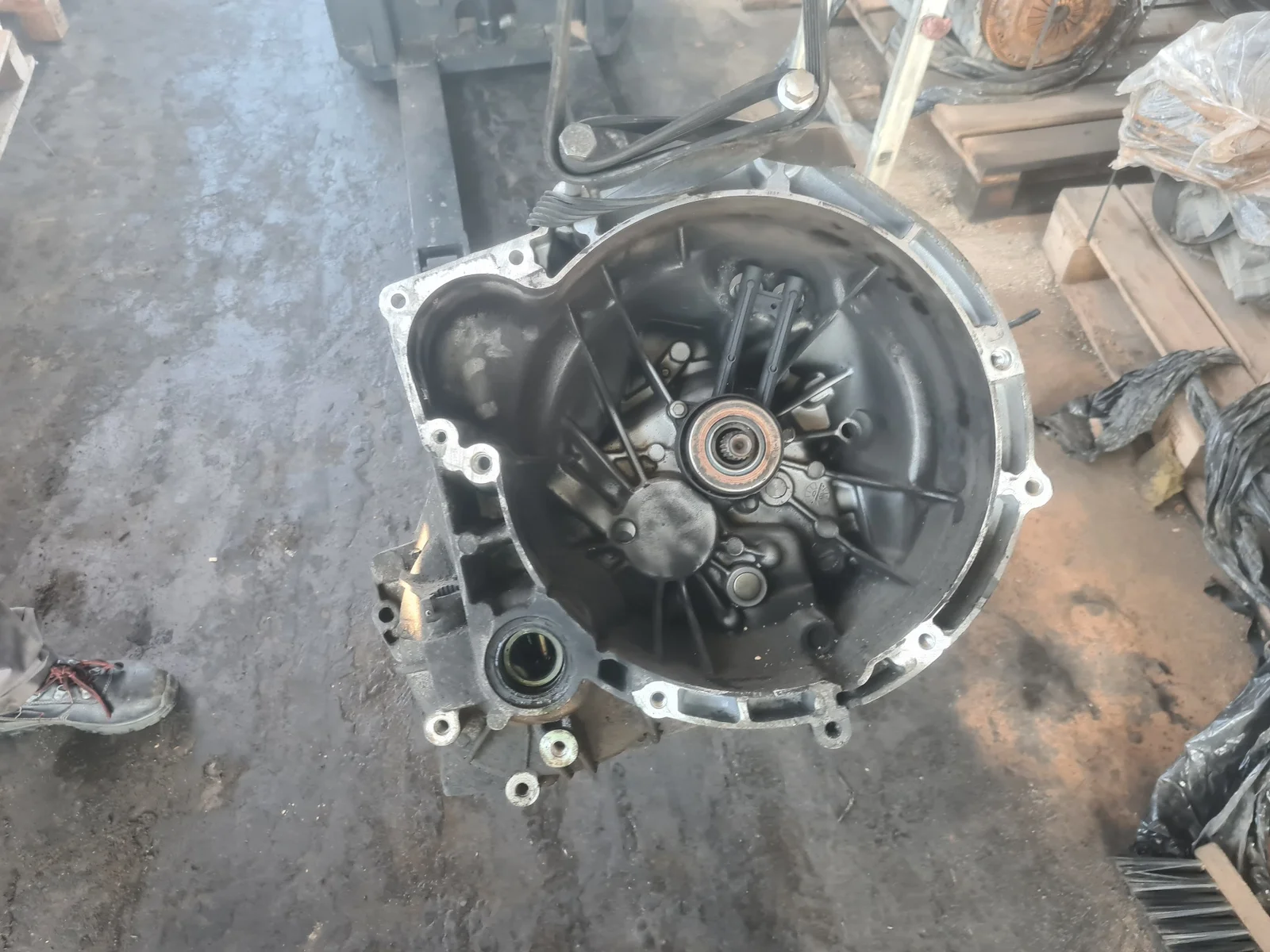 Foto de CAJA CAMBIOS FORD FIESTA (CBK) referencia 2N1R7002