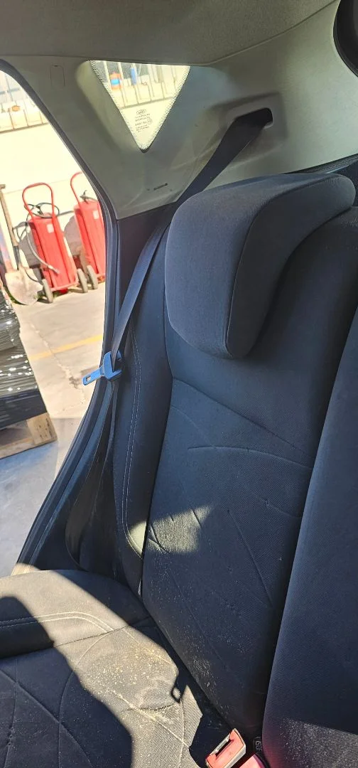 Foto de CINTURON SEGURIDAD TRASERO IZQUIERDO FORD FIESTA (CNN) 1.25 16V CAT (82 CV / 60 KW)