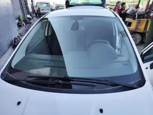 Foto de PARABRISAS PEUGEOT 3008 1.6 Blue-HDI FAP (120 CV / 88 KW)
