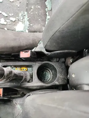 Foto de PRETENSOR AIRBAG DERECHO FIAT II DOBLÒ (263) CARGO 1.6 JTDM 16V CAT (105 CV / 77 KW)
