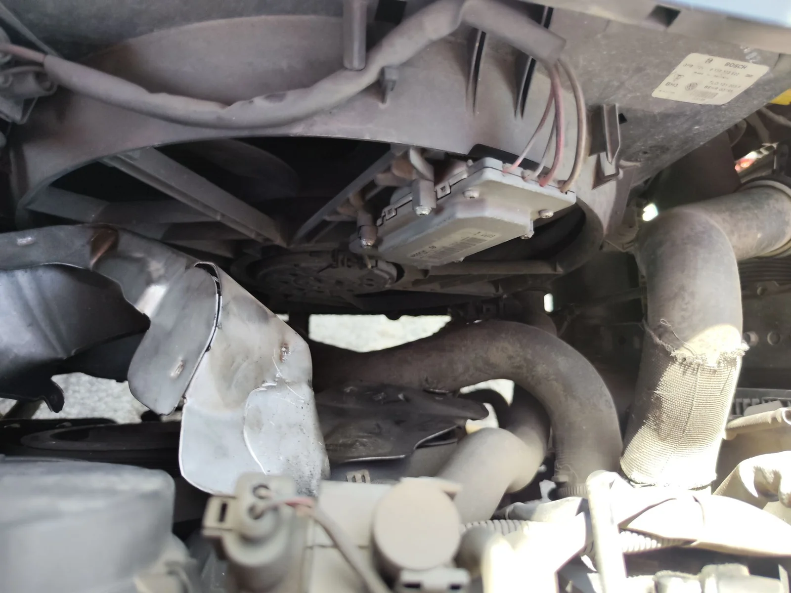 Foto de ELECTROVENTILADOR AUDI Q7 (4L) 3.0 V6 24V TDI (233 CV / 171 KW) referencia 7L0959455E