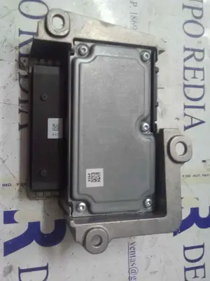 Foto de CENTRALITA AIRBAG RENAULT CLIO III 1.5 dCi Diesel CAT (86 CV / 63 KW) referencia 0285001958 foto 2