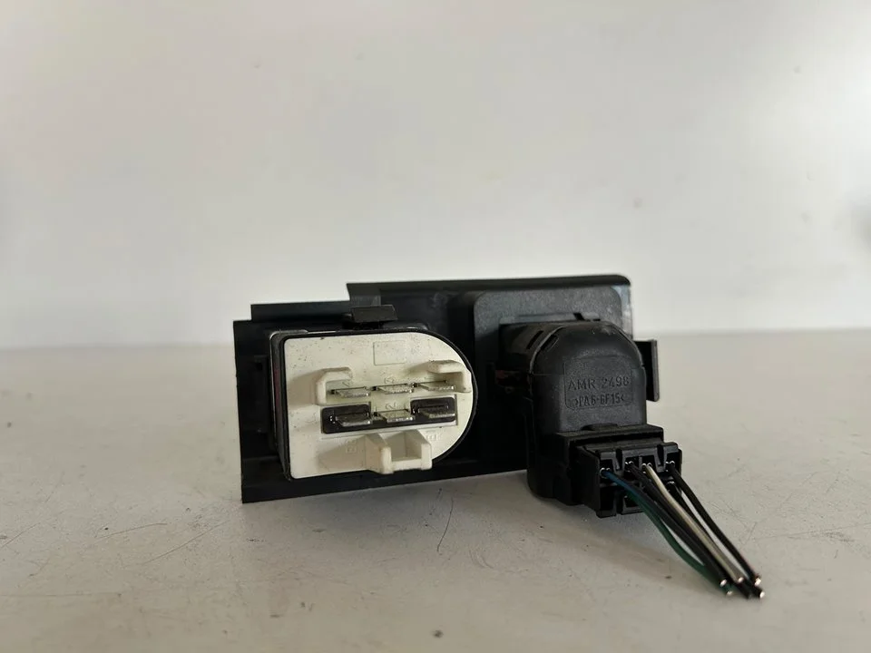 Foto de MANDO RETROVISOR LAND ROVER DISCOVERY (LT) 4.0 V8 CAT (185 CV / 136 KW) referencia AMR2498