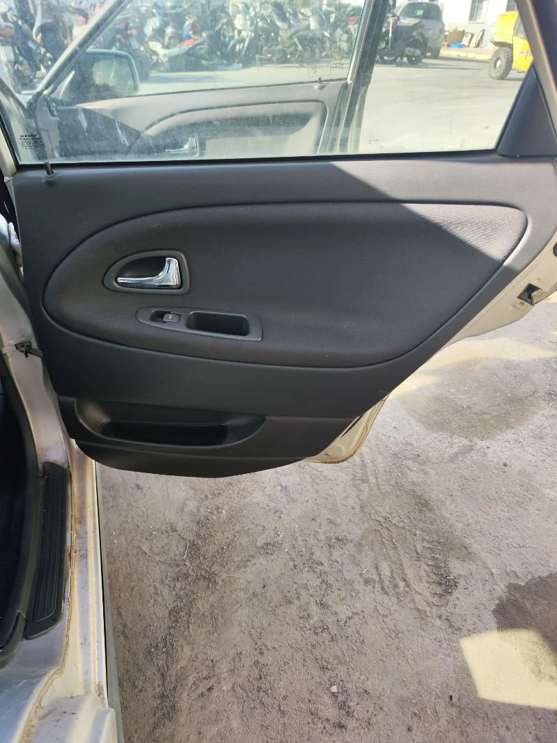 Foto de GUARNECIDO PUERTA TRASERA DERECHA VOLVO S40 BERLINA 1.9 Diesel CAT (116 CV / 85 KW) referencia 30867965