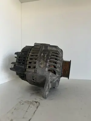 Foto de ALTERNADOR VOLKSWAGEN GOLF V VARIANT (1K5)