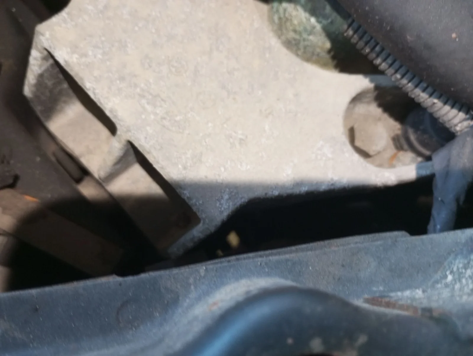Foto de BOMBA DIRECCION FORD KA (CCQ) 1.3 CAT (50 CV / 37 KW)