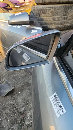 Foto de RETROVISOR IZQUIERDO AUDI A4 CABRIOLET (8H) 2.0 TDI (140 CV / 103 KW) foto 2
