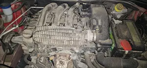Foto de MOTOR COMPLETO CITROEN C4 CACTUS 1.2 12V VTi (82 CV / 60 KW) referencia 1627122980
